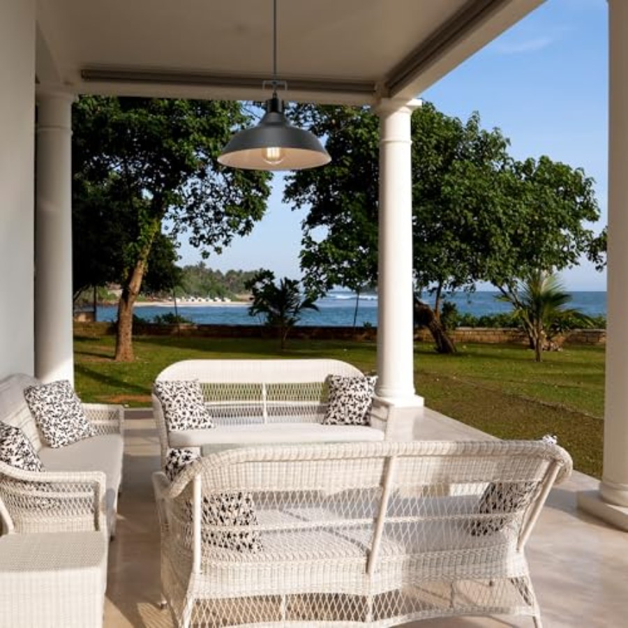 44476 1-Light Indoor/Outdoor P - Outdoor Lighting Socket recensione e prezzo