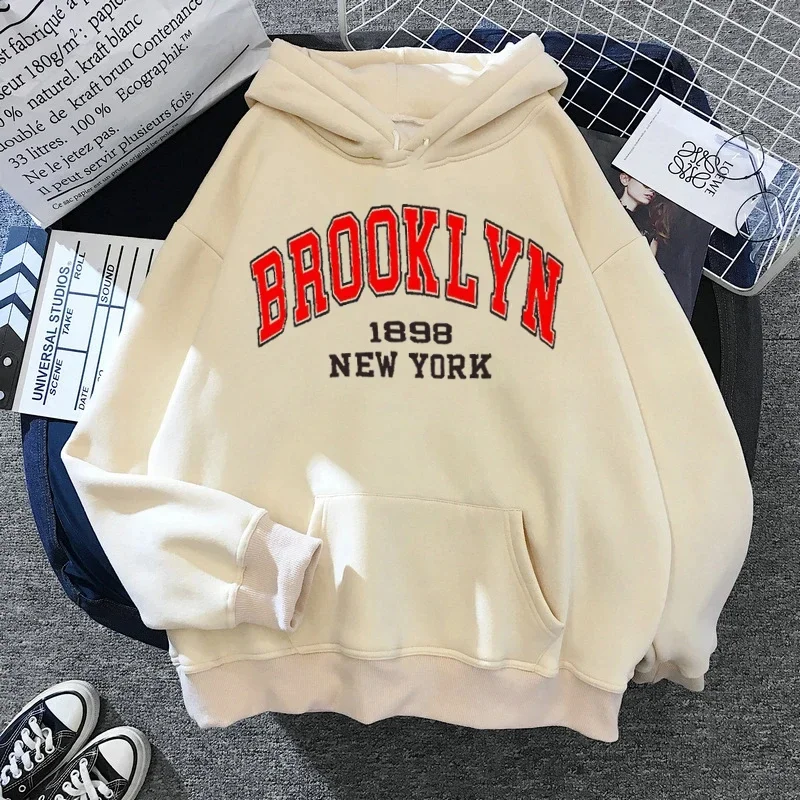 Brooklyn Letter Print Hooded S - Outdoor Lighting New York recensione e prezzo